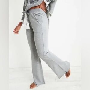 Aerie Kick it High Waisted Sweatpants